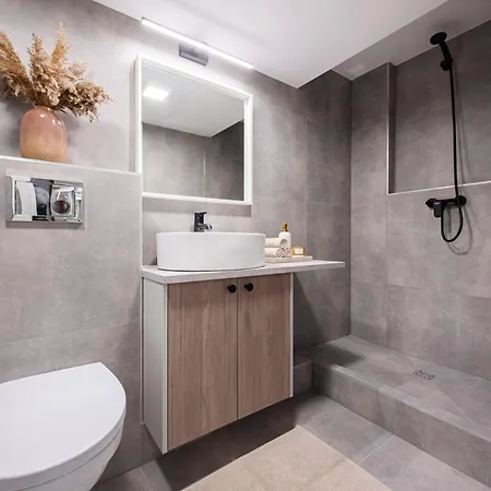 Sigma Skyline Loft In Vilnius-15 *